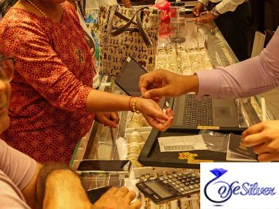 فروش جواهرات بهتر است یا دریافت وام با گرو گذاشتن طلا و جواهرات (وثیقه کذاشتن جواهرات)؟