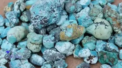 سنگ فیروزه چه رنگ هایی دارد؟ سنگ فیروزه چه رنگ هایی دارد؟